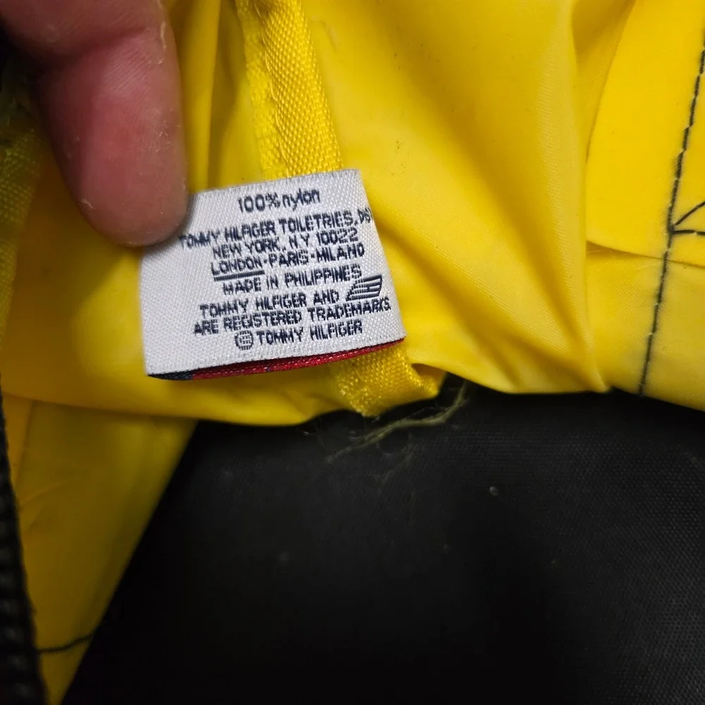 VTG Tommy Hilfiger Athletics Duffle Bag Travel Yellow GYM Carry On Nylon Weekend